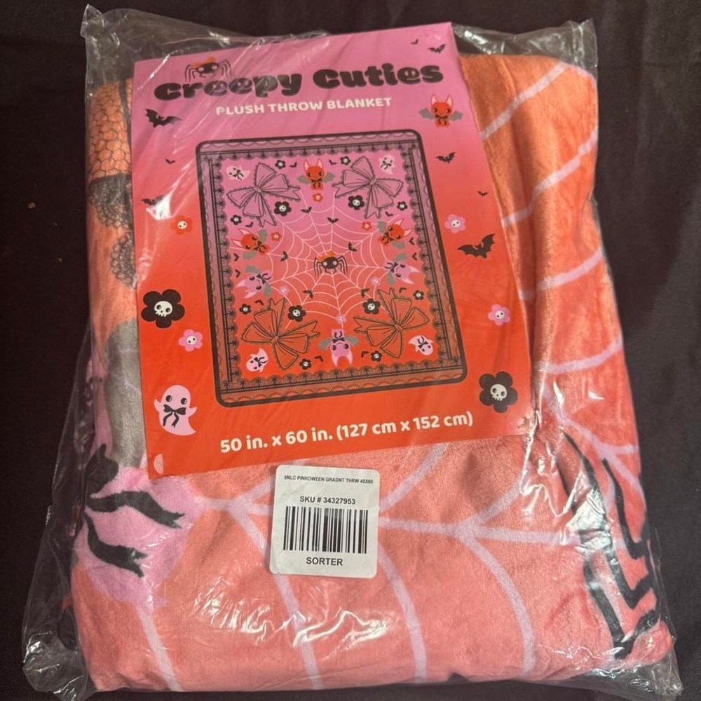 Pink and orange spider web Halloween throw blanket 50" X‎ 60" NEW